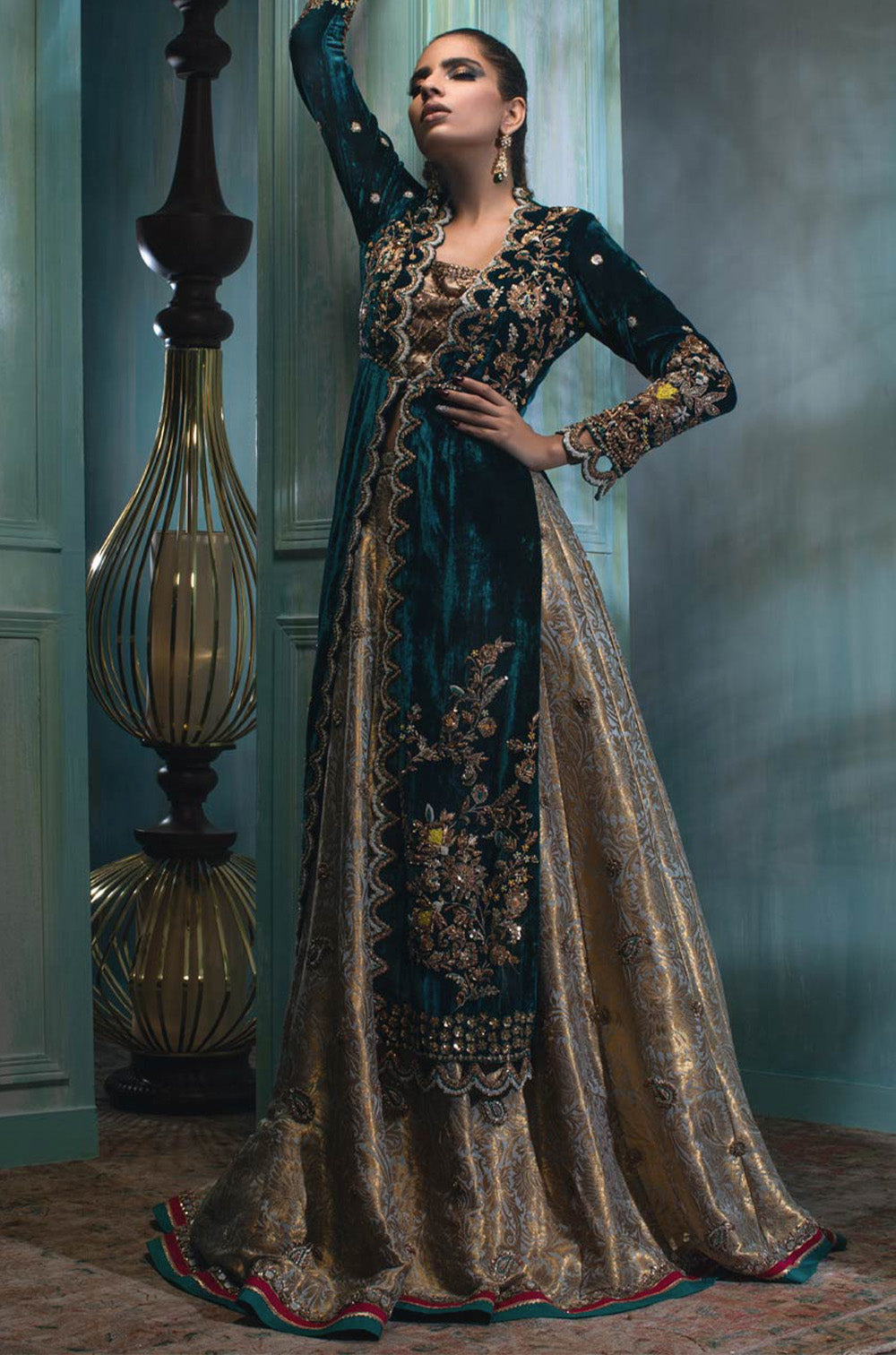 Iznik Coat with Lehnga