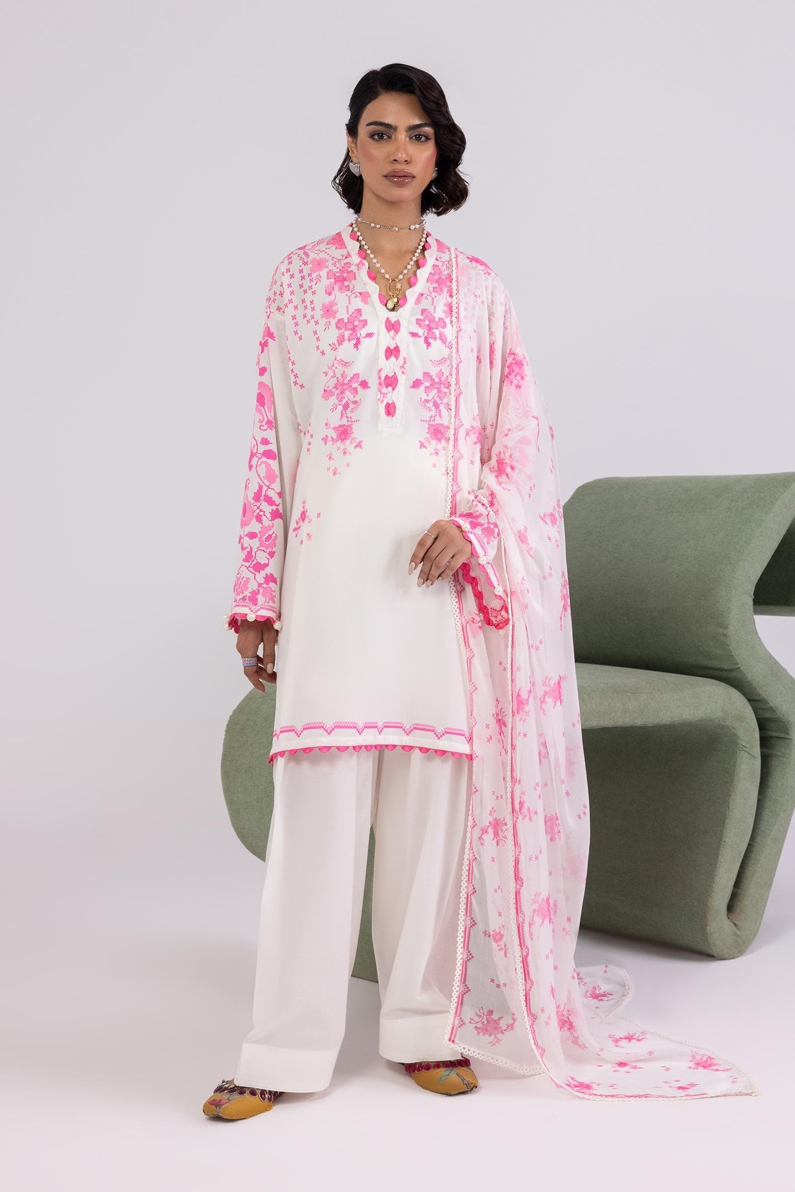 Unstitched 3 Piece Lawn Suit