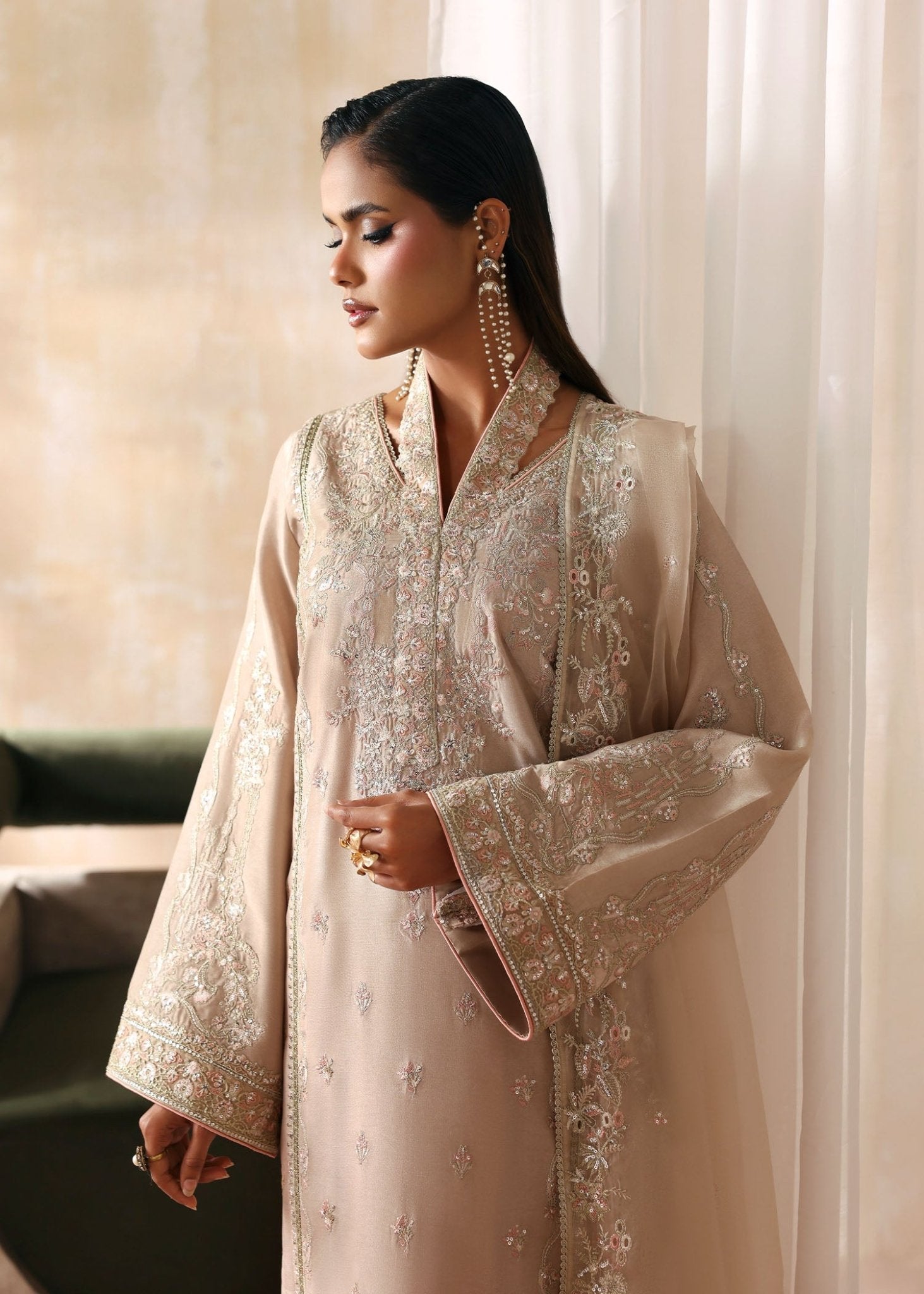 Hooria -Ready To Ship