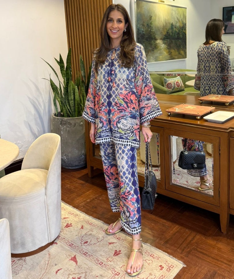 Blue Coral Wave (Unstitched)