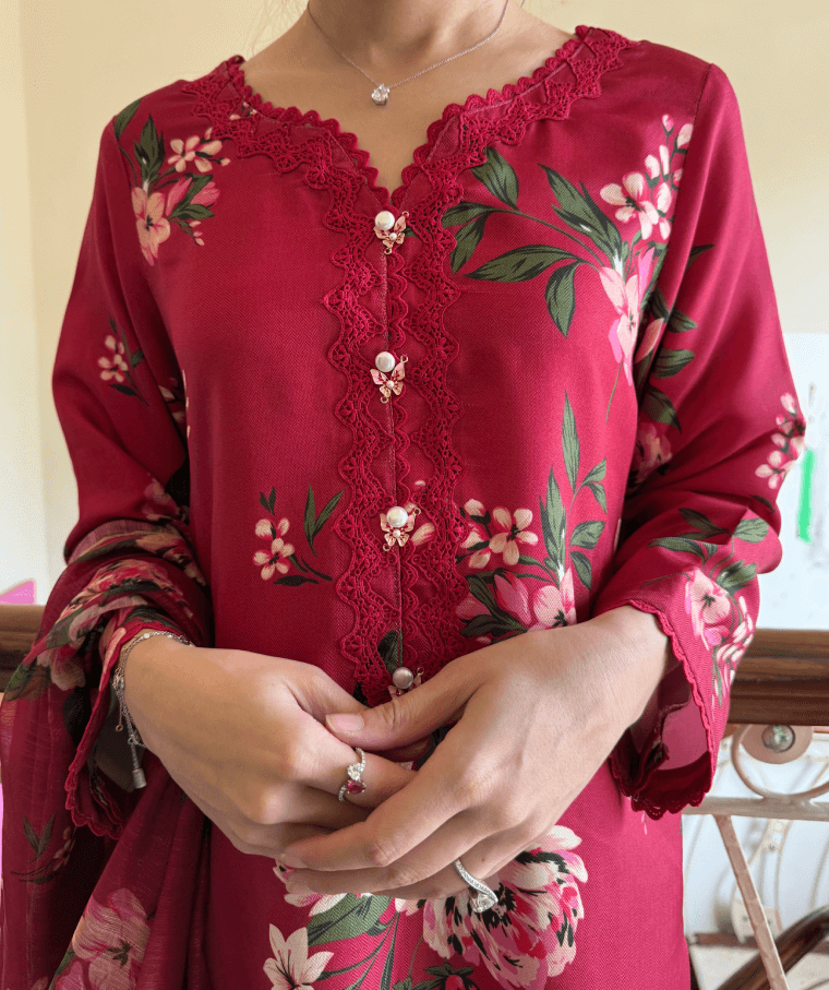 Red Flora Bloom (Unstitched)