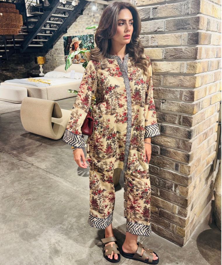 Toile Print with Red Roses (Unstitched)