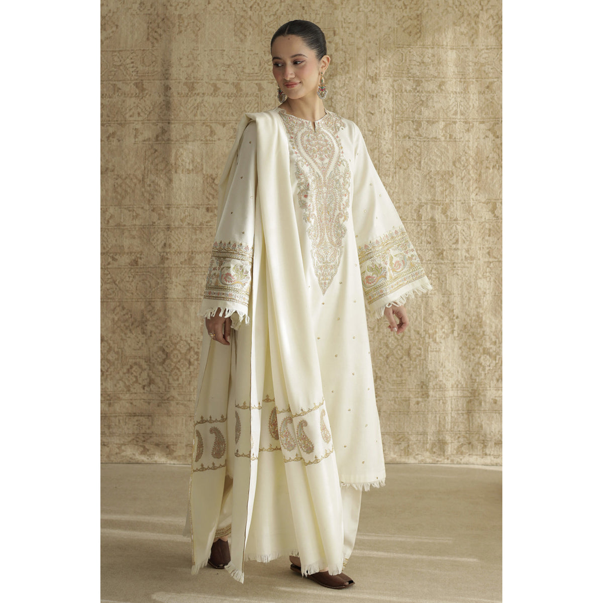 Ivory Outfit