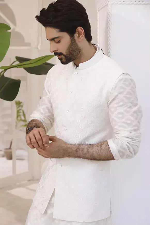 Safet – White Waistcoat