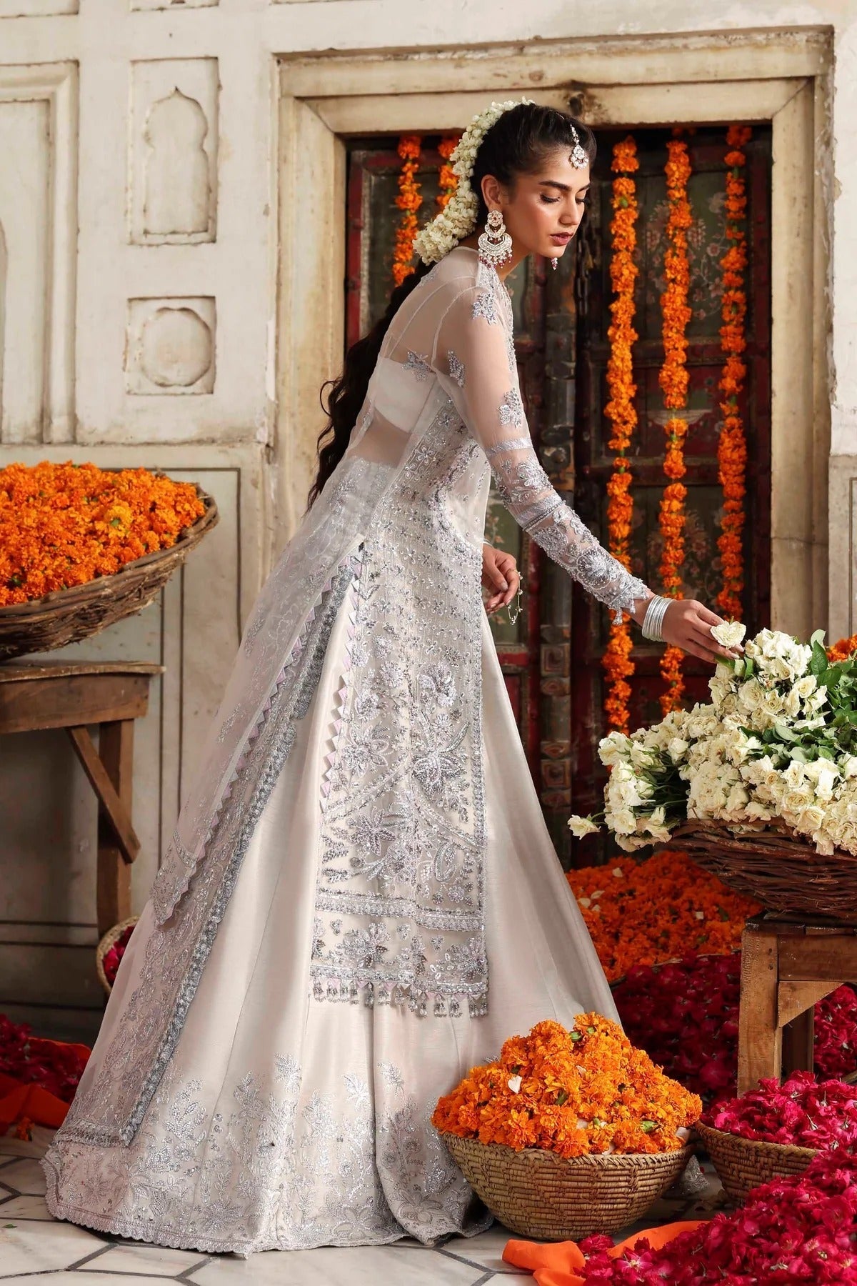 Akbar Aslam – Safina Style