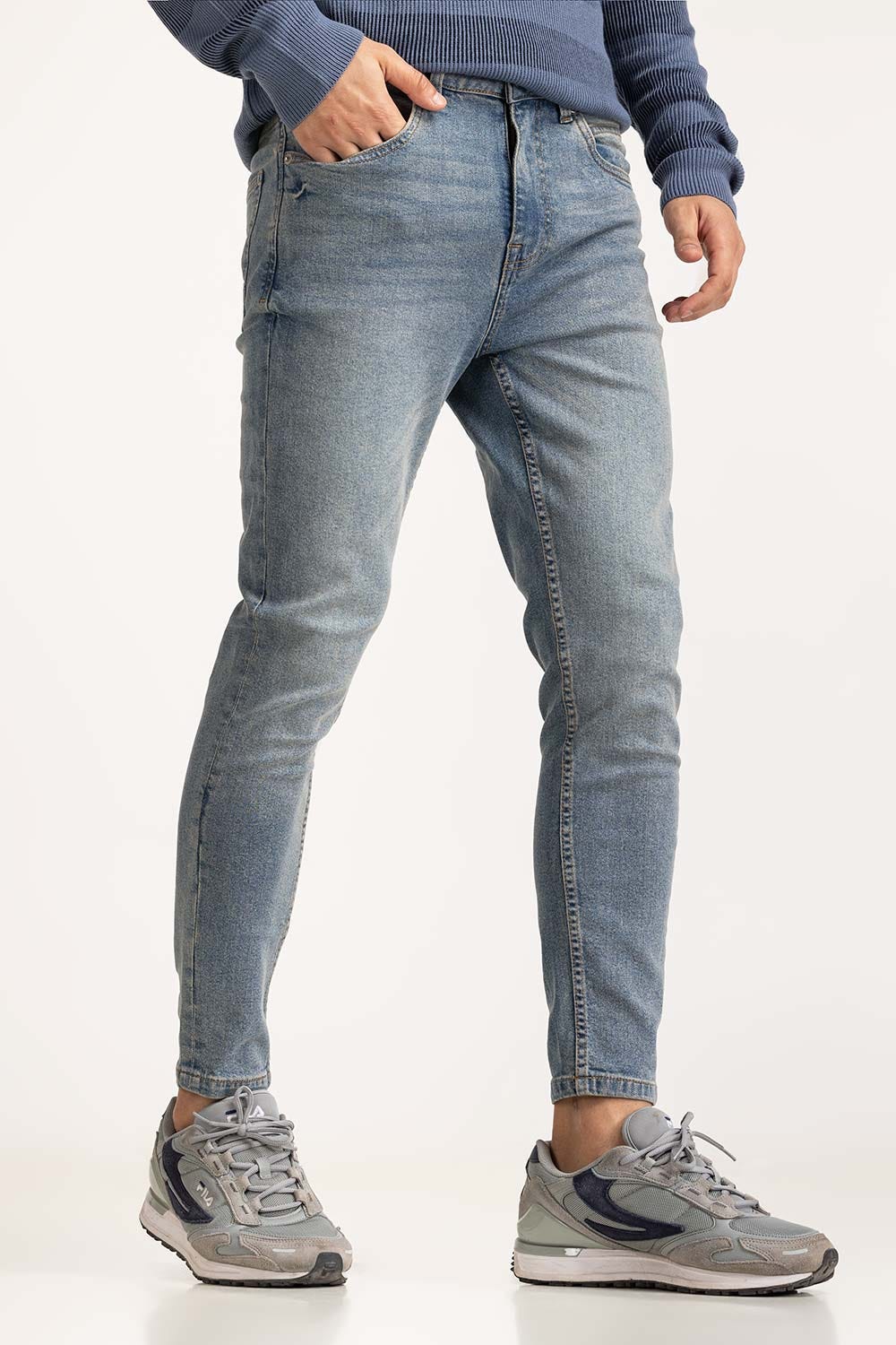 https://cdn.shopify.com/s/files/1/0706/3253/8159/files/jeans_mn-jns-ws24-018a_3.jpg?v=1758455629
