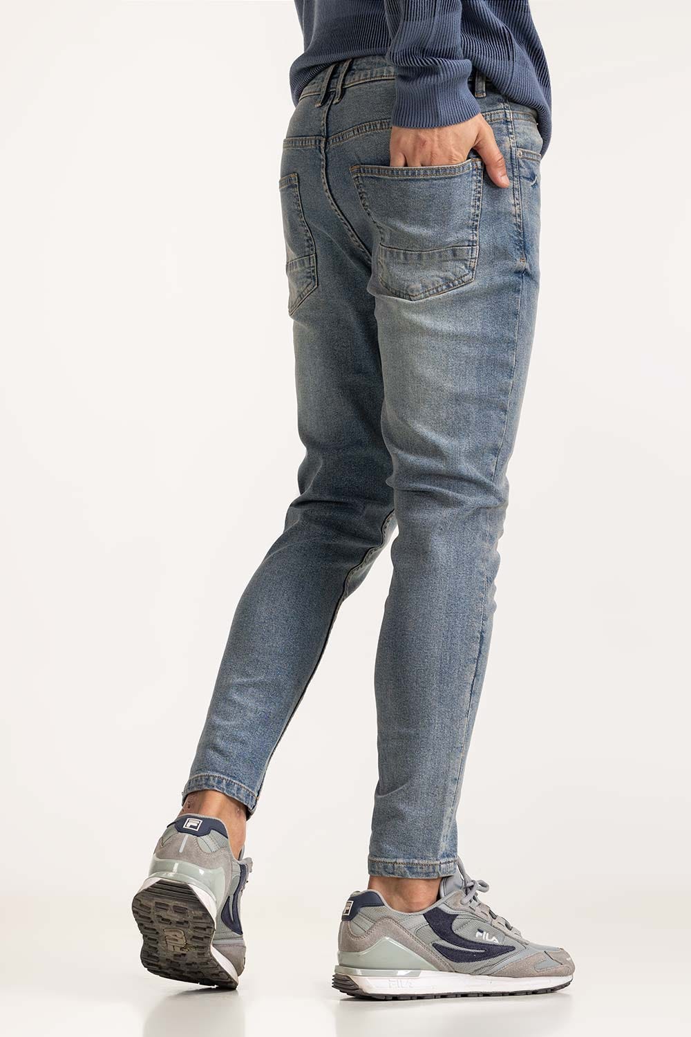 https://cdn.shopify.com/s/files/1/0706/3253/8159/files/jeans_mn-jns-ws24-018a_6.jpg?v=1758455629