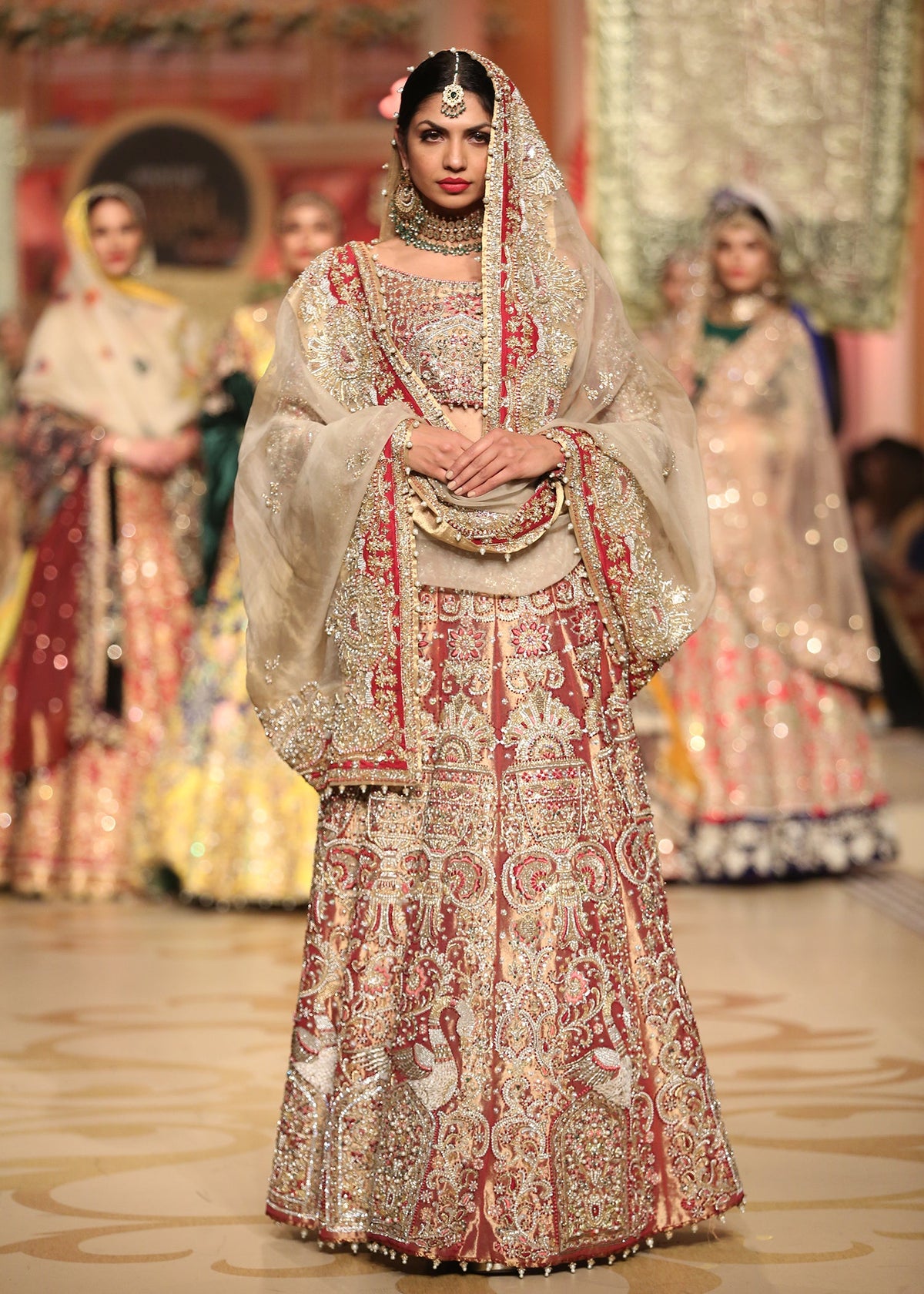 Surati - BW-039