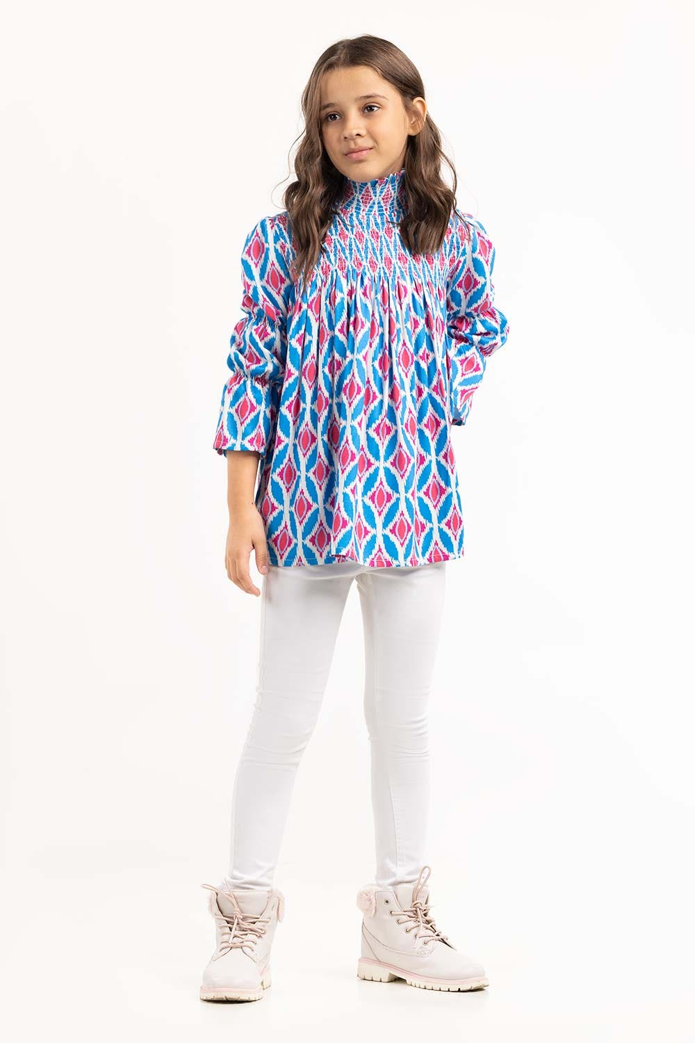 https://cdn.shopify.com/s/files/1/0706/3253/8159/files/junior_girls_multi_woven_blouse_224-414-027_6.jpg?v=1758454833