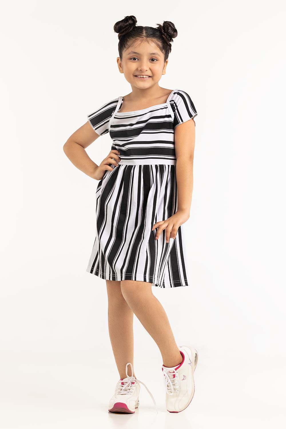Junior Girl White And Black Dress