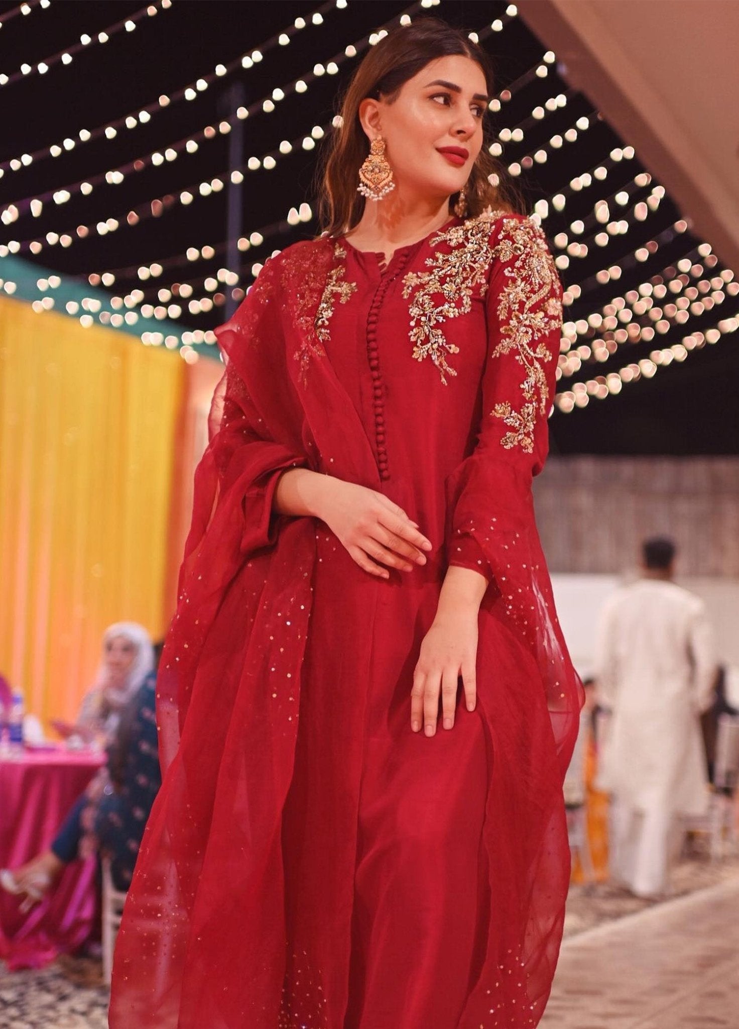 Rosina - Kubra Khan