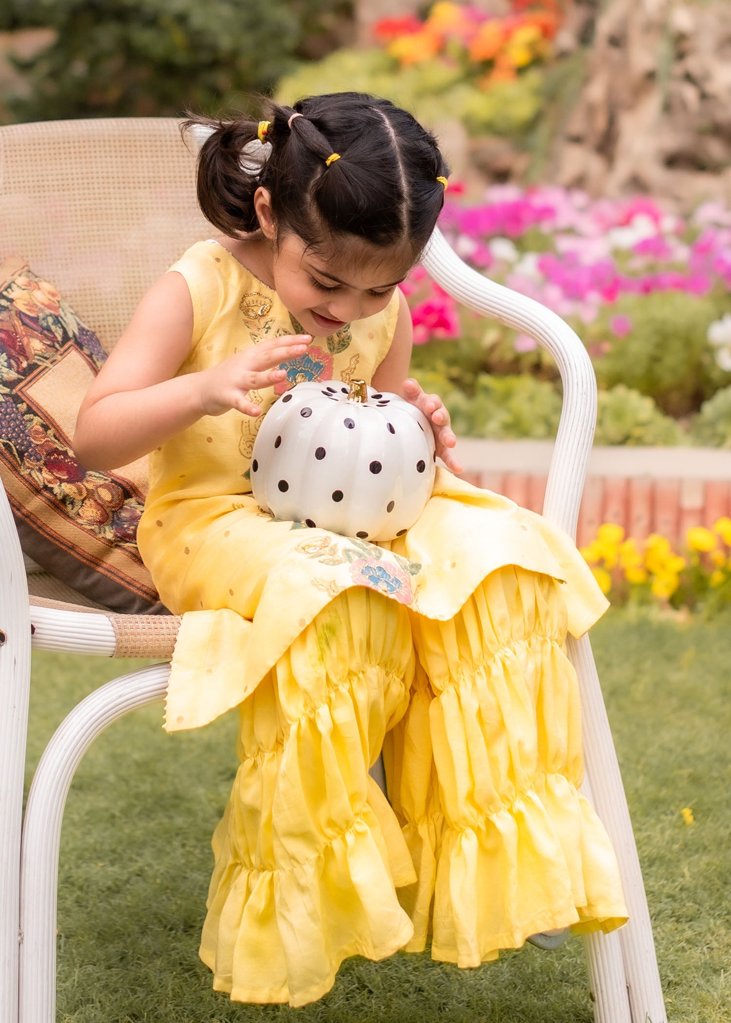 https://cdn.shopify.com/s/files/1/3006/7522/files/kidsvol2_26.jpg?v=1714215539