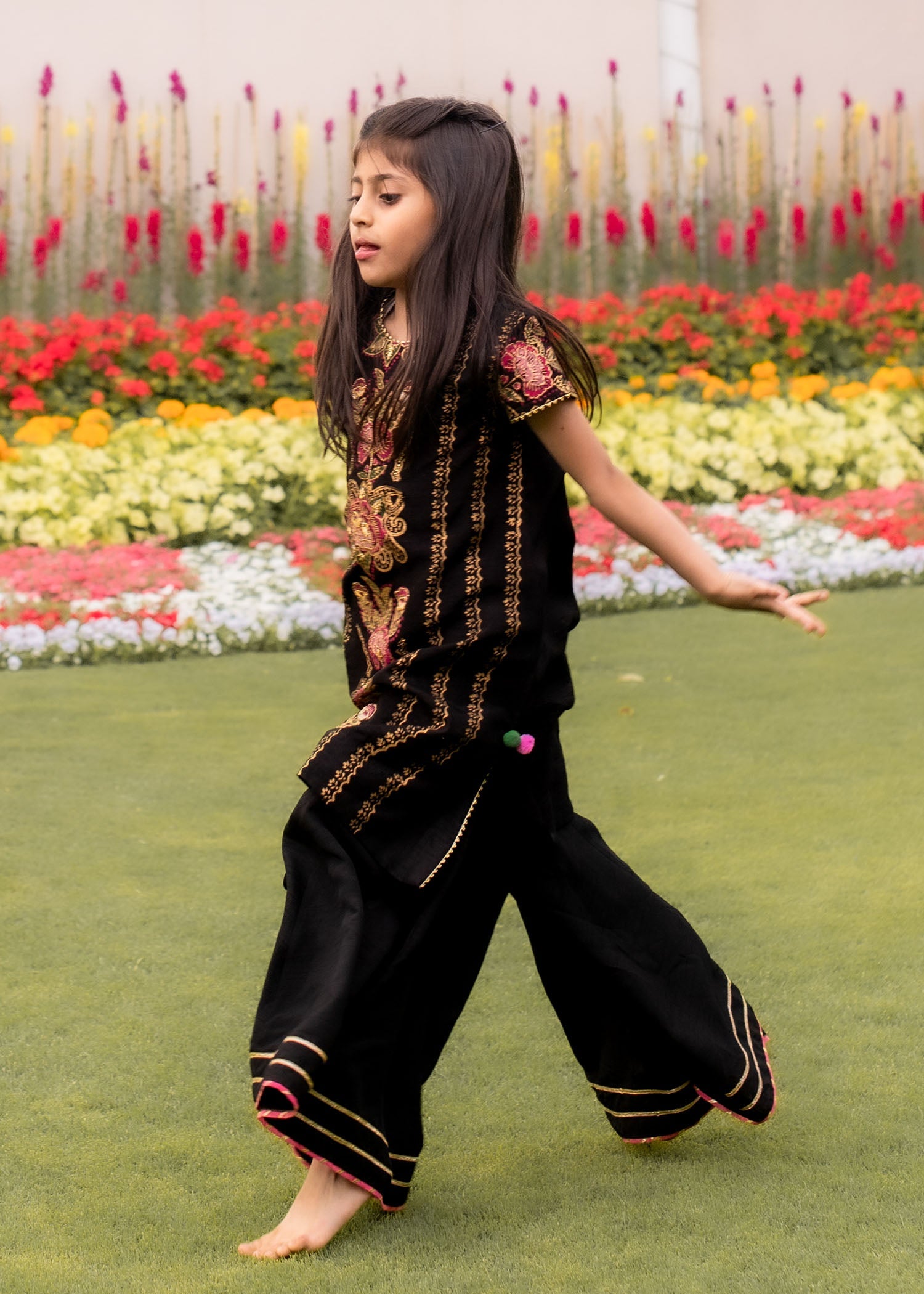 https://cdn.shopify.com/s/files/1/3006/7522/files/kidsvol2_33.jpg?v=1714212775