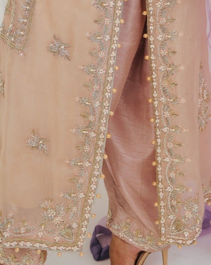 https://cdn.shopify.com/s/files/1/0923/1931/8403/files/lavender-lilly-festive-edit25-bottom-609751.jpg?v=1756724896