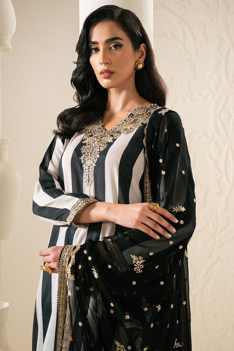 https://cdn.shopify.com/s/files/1/0178/4492/8612/files/luxpret_0019_DSC02233.jpg?v=1760425425