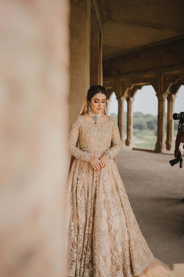 Maha Wajahat Khan - Guzel Style