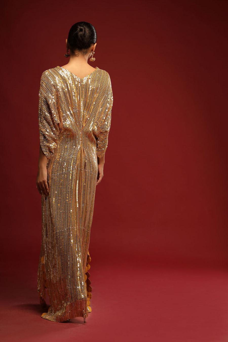 https://cdn.shopify.com/s/files/1/0923/1931/8403/files/malikat-al-dhahab-kaftan-by-alizay-saad-946570_8a2fc4a8-c3d0-48a6-a953-5f4c21202ee6.jpg?v=1756725134