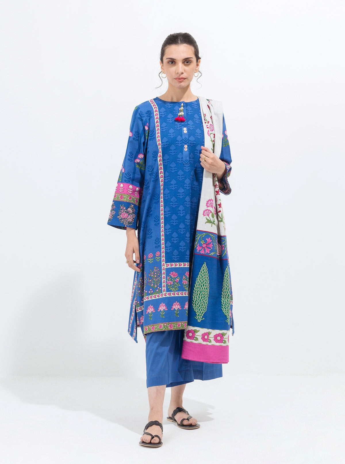 3 Piece - Printed Khaddar Suit - Primrose Petals