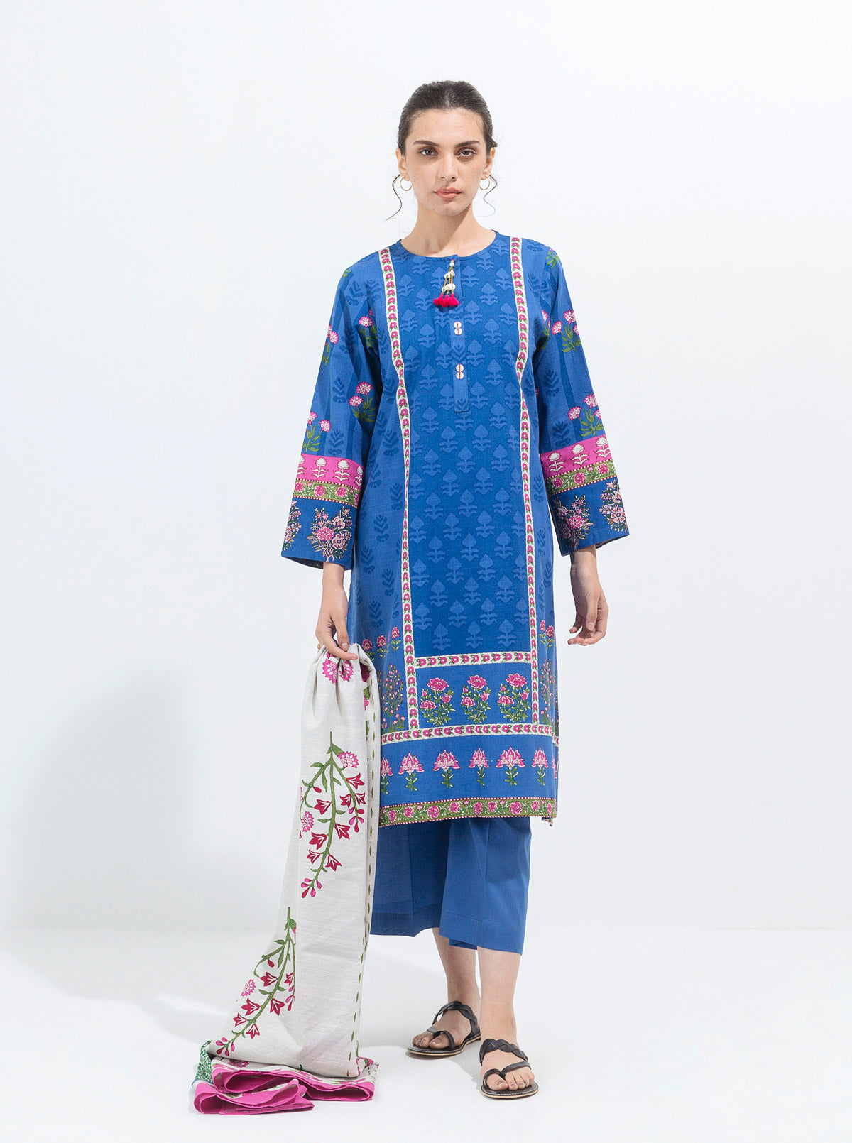 3 Piece - Printed Khaddar Suit - Primrose Petals
