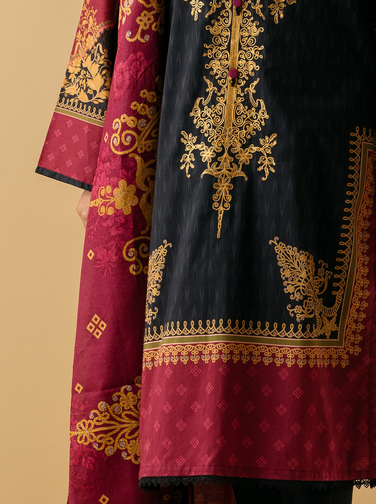 3 Piece - Embroidered Lawn Suit - Raven Glow