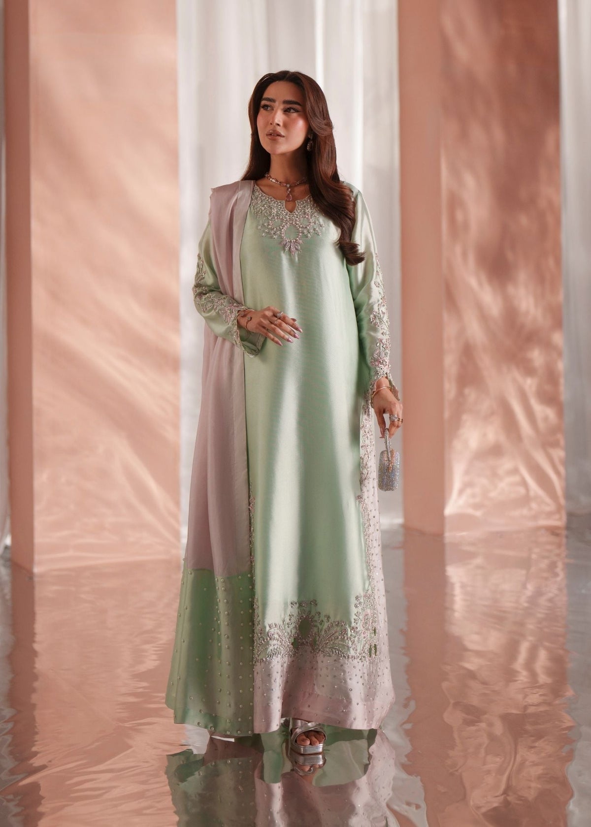 Mehak Yaqoob – Aurea Style