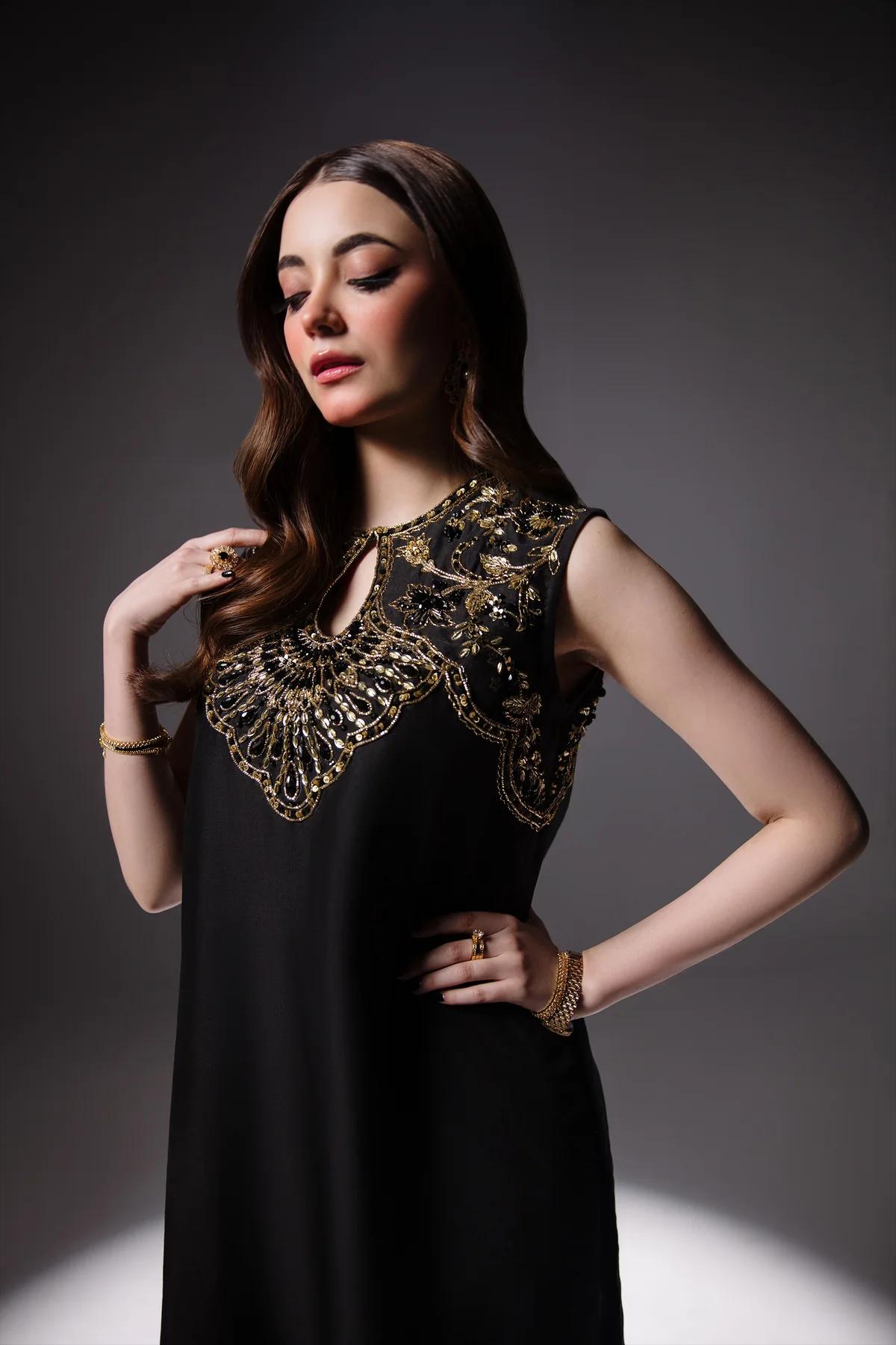https://cdn.shopify.com/s/files/1/0923/1931/8403/files/opium-by-alizay-saad-853828.jpg?v=1756724948