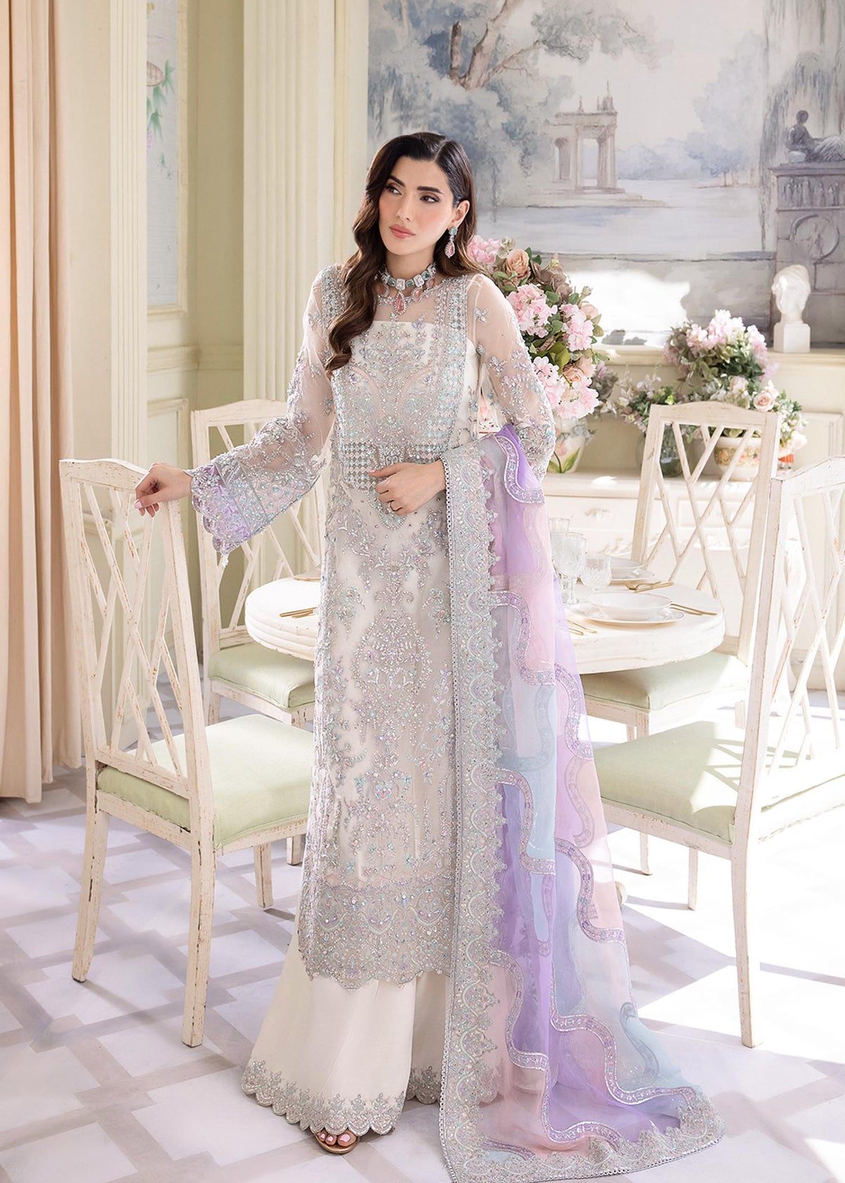 Kanwal Malik – Lumina Style