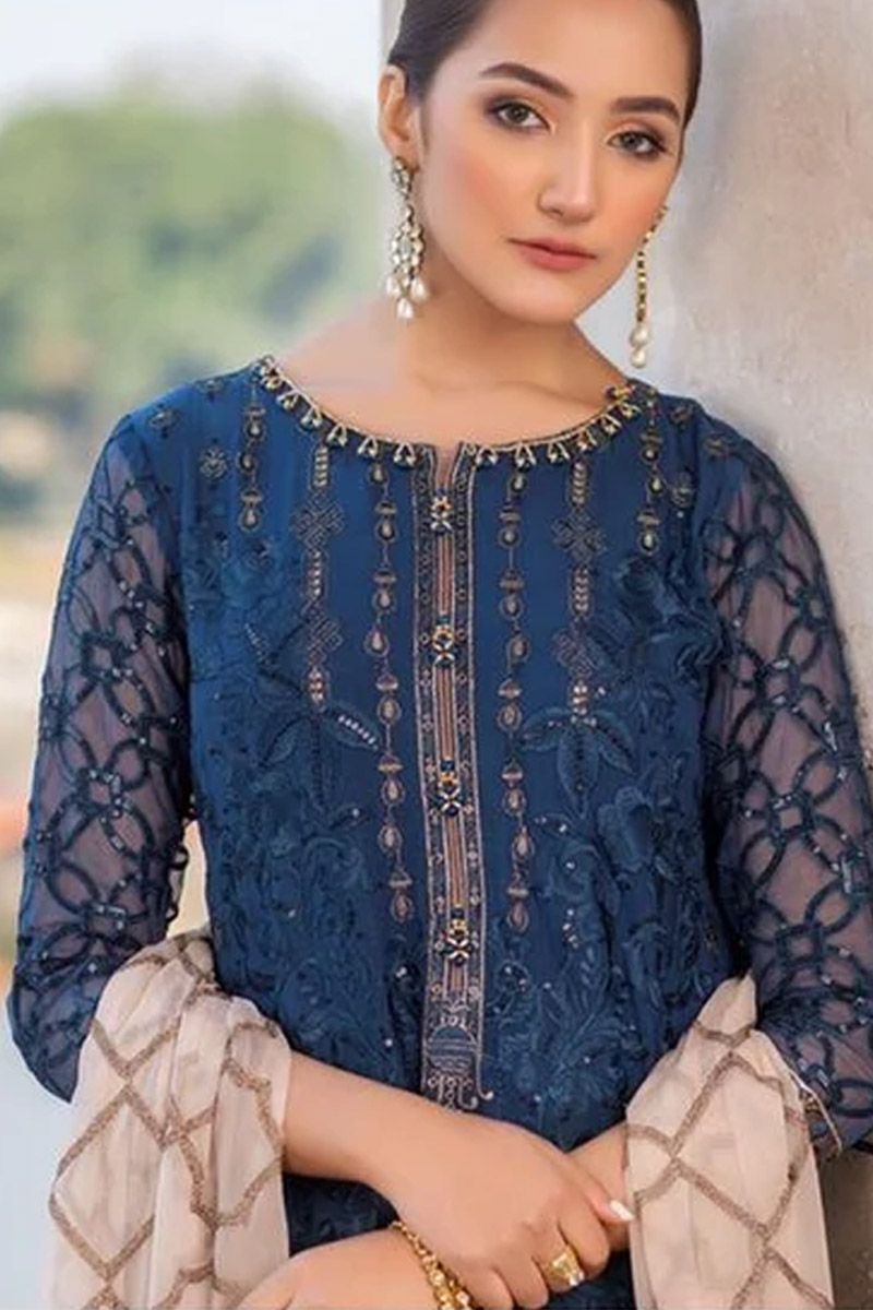 Flossie – 1606 Style