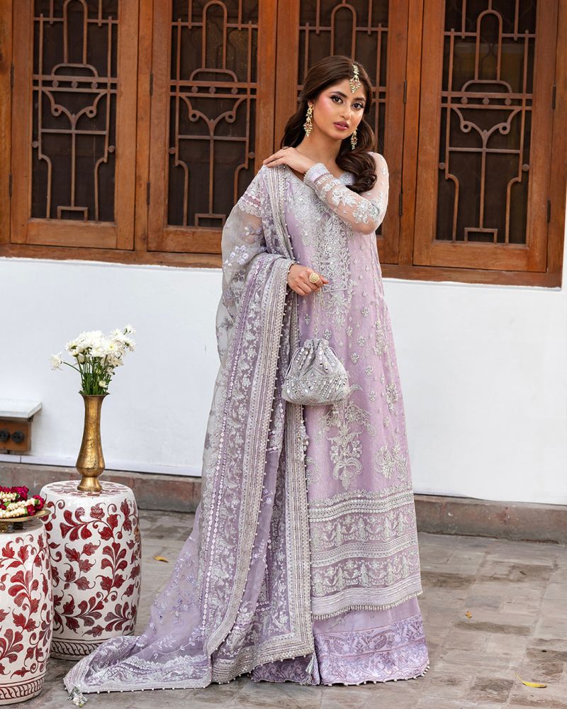 Faiza Saqlain – Liyan Style