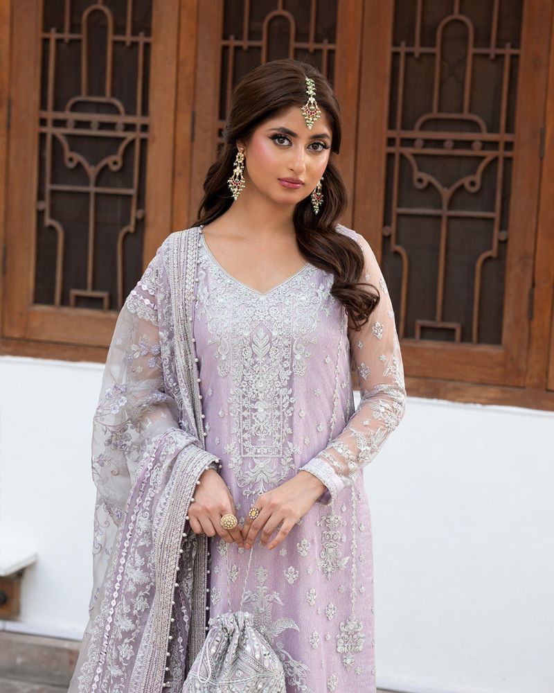 Faiza Saqlain – Liyan Style