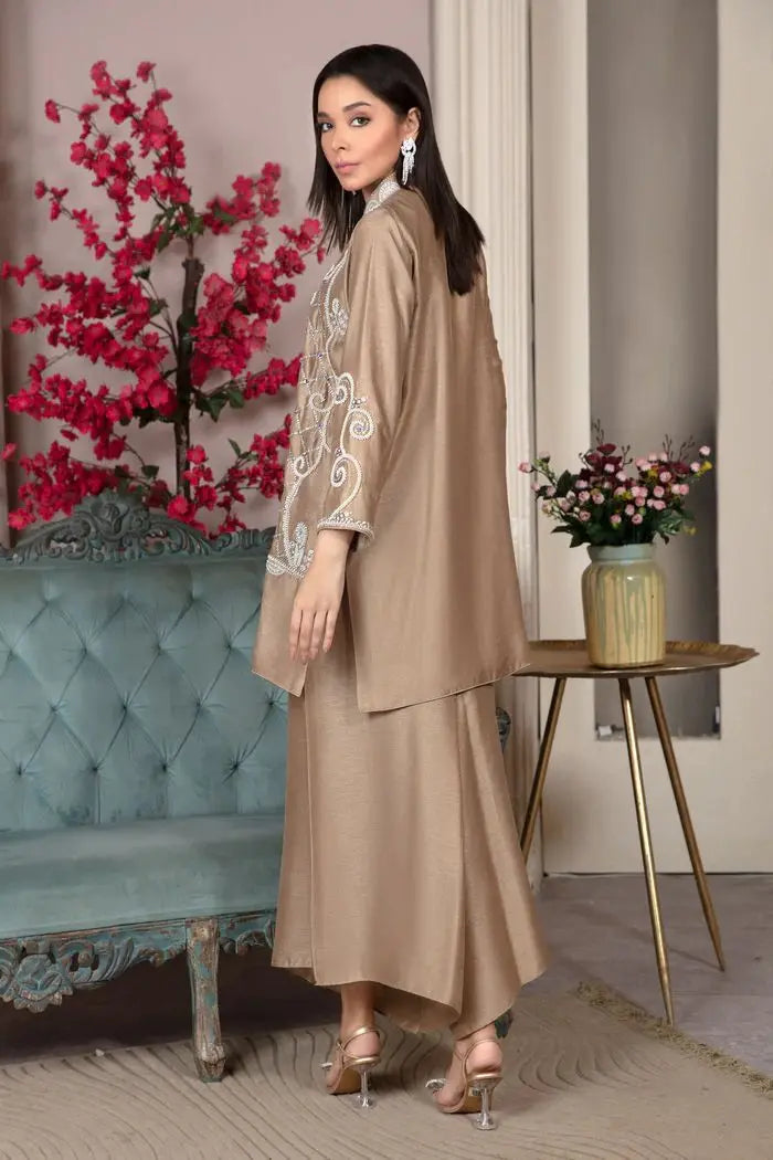 Pearly Beige Festive Edit by Alizay Saad
