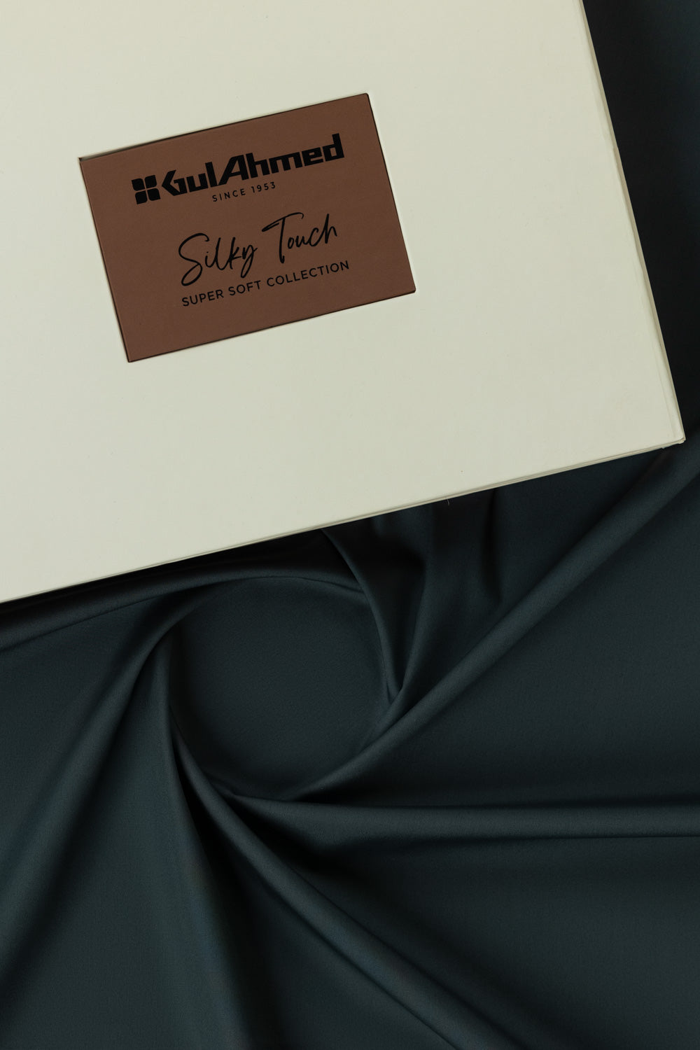 Prince Luxury Plus Unstitched Fabric Cotton With Gift Box