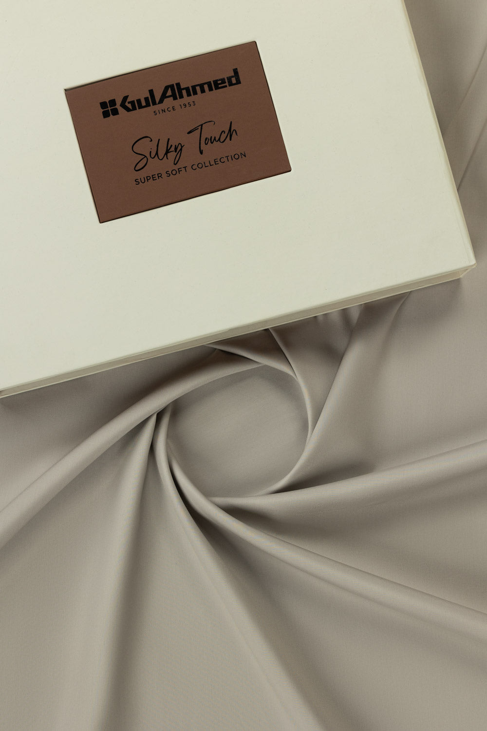 Prince Luxury Plus Unstitched Fabric Cotton With Gift Box