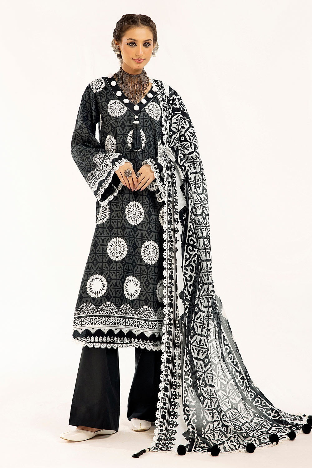 3 Piece Unstitched Printed Lawn Suit with Embroidered Lawn Dupatta