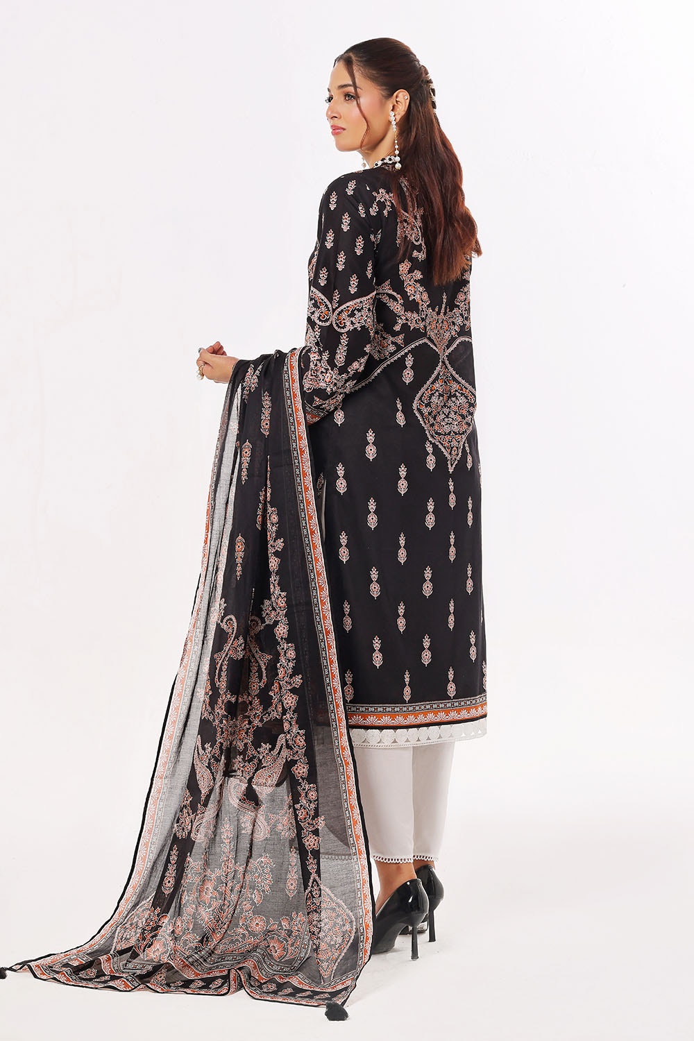 3 Piece Unstitched Printed Lawn Suit