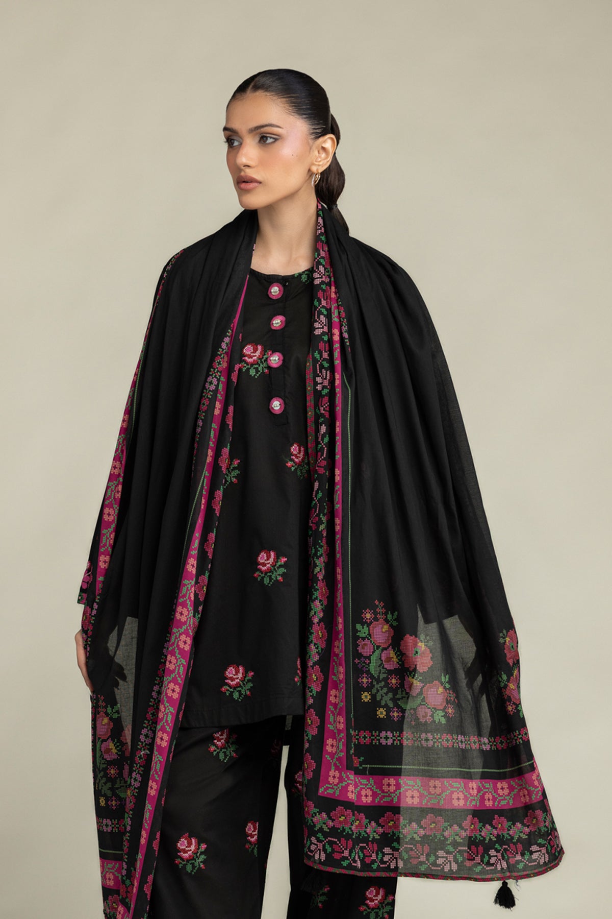 Black Lawn Dupatta