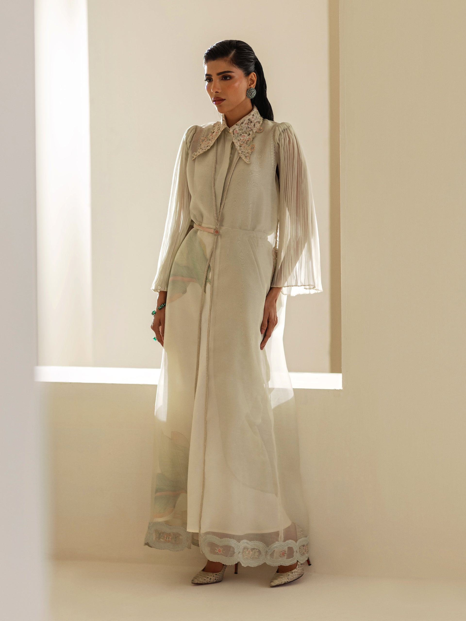 https://cdn.shopify.com/s/files/1/0768/4872/6205/files/reyna-pistachio-4.jpg?v=1778310274