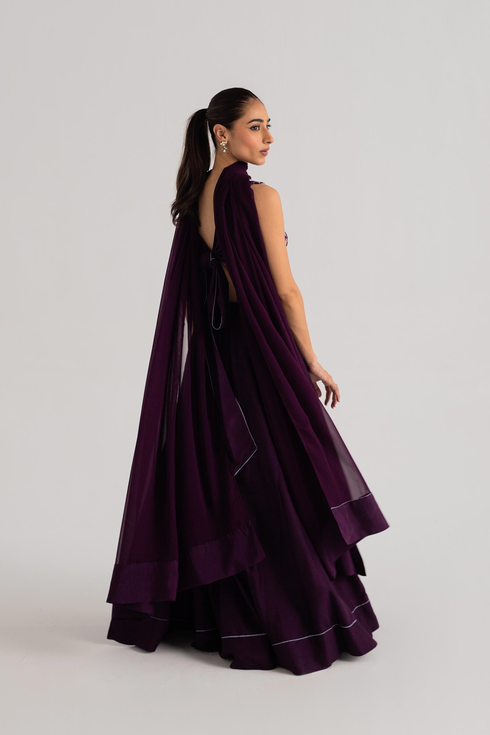https://cdn.shopify.com/s/files/1/0340/8376/6405/files/rhthrthtrh.jpg?v=1690195366