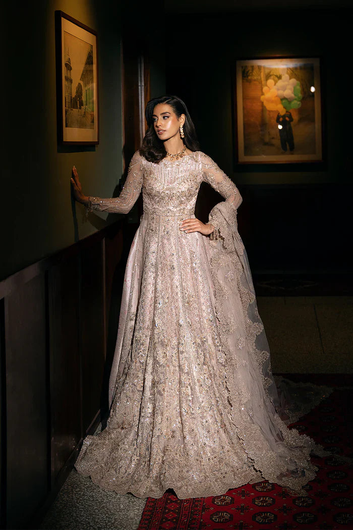 Saira Rizwan – Rigel SRF-D-03 Style