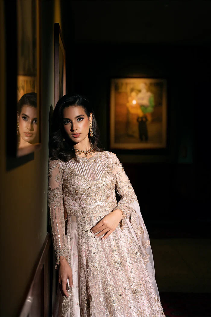 Saira Rizwan – Rigel SRF-D-03 Style