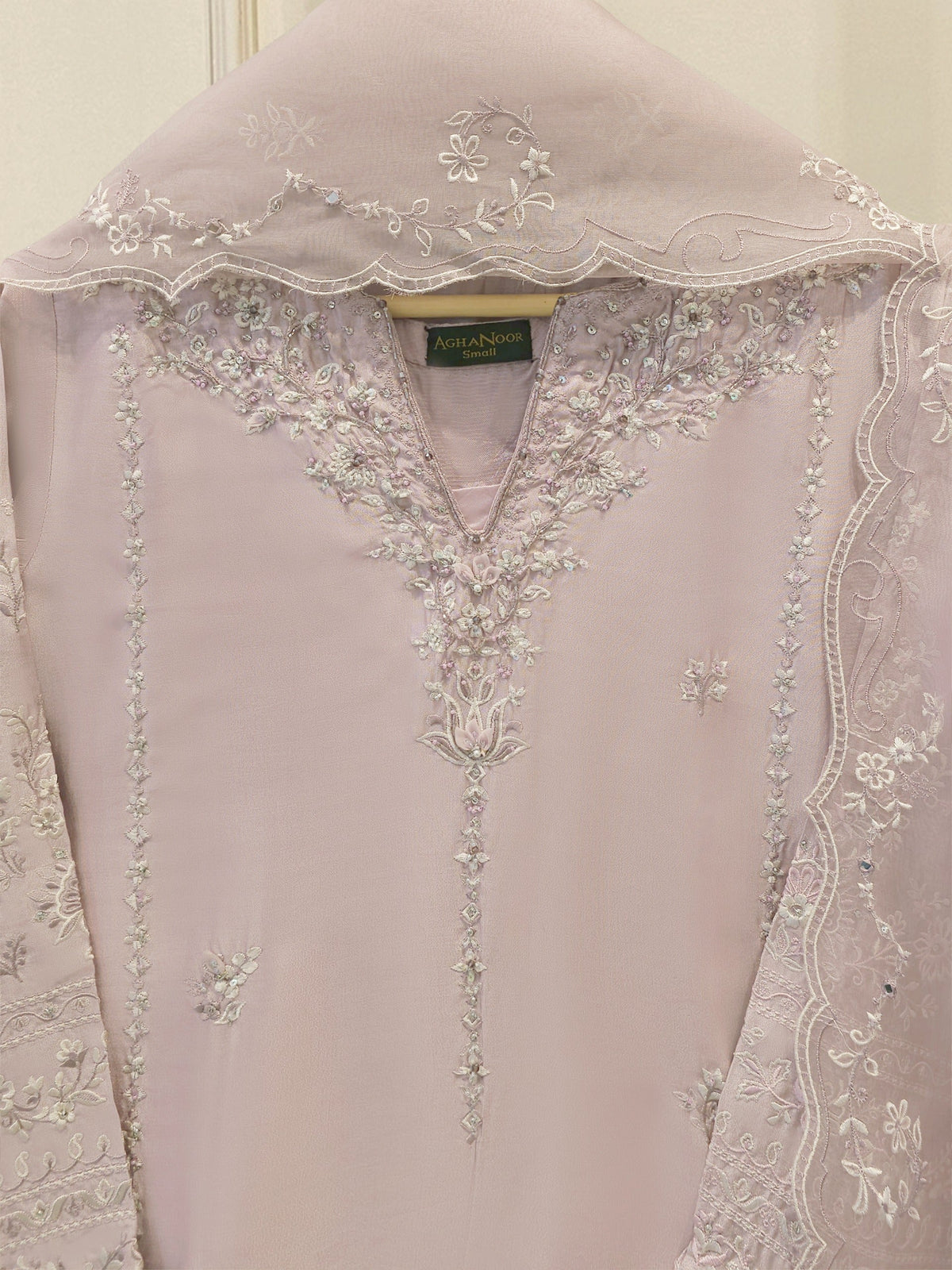 3 Piece- Pure Sheesha Silk Embroidered Suit S115624
