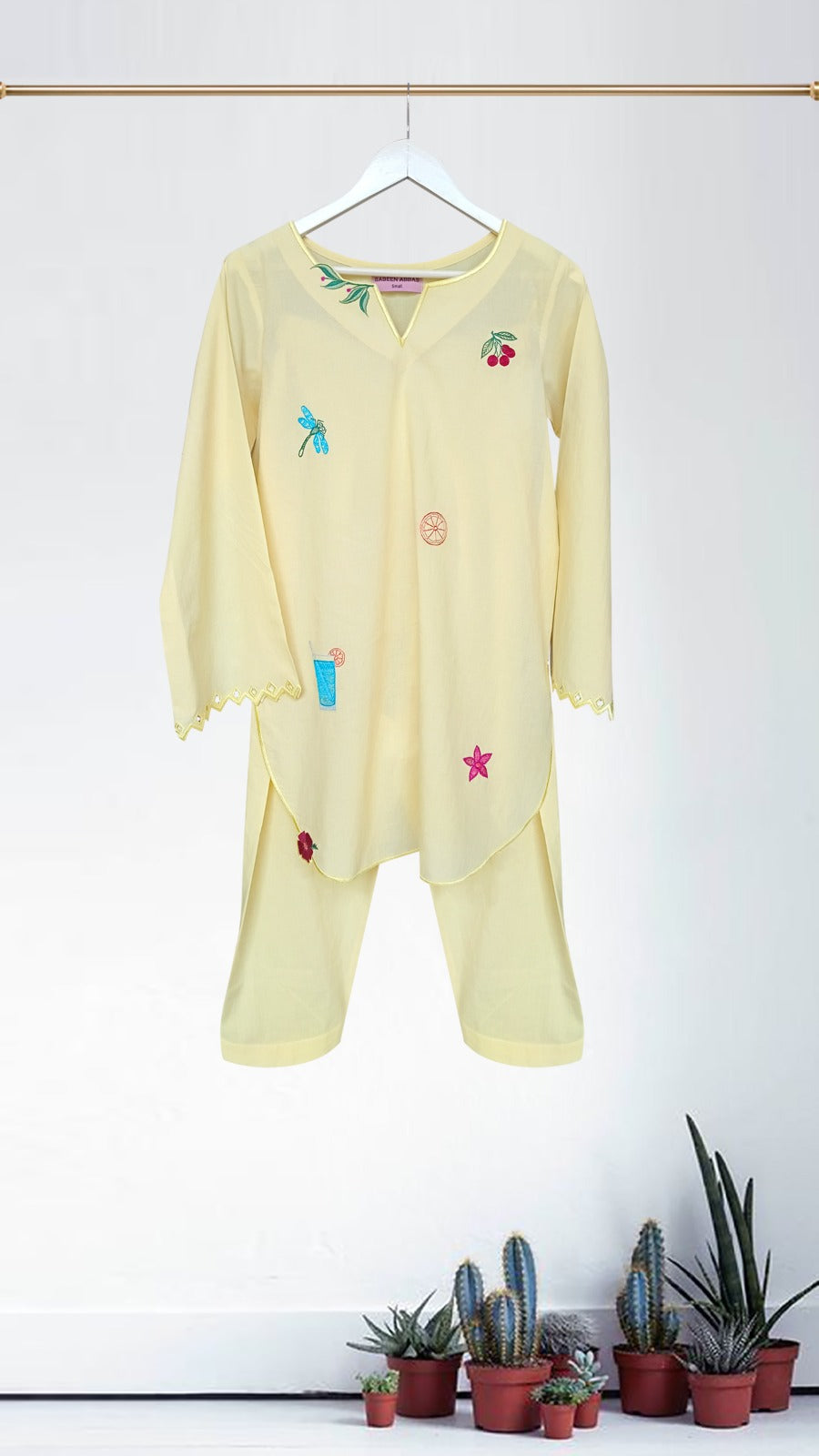 https://cdn.shopify.com/s/files/1/0654/4313/5706/files/rn-image_picker_lib_temp_34779dc9-f775-46e4-b8f0-741934d0facc.jpg?v=1753344429