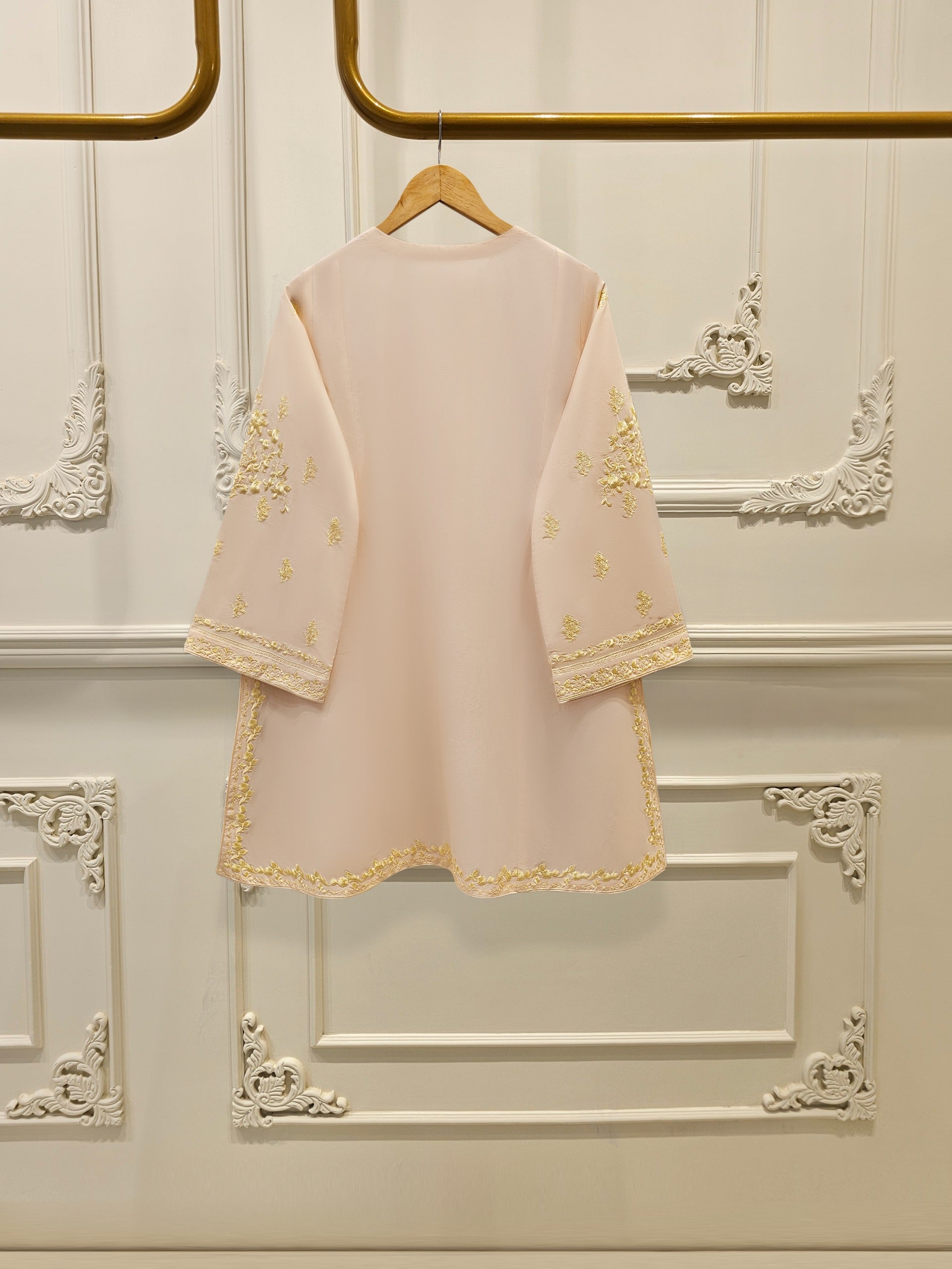 Embroidered Lawn Suit S111779