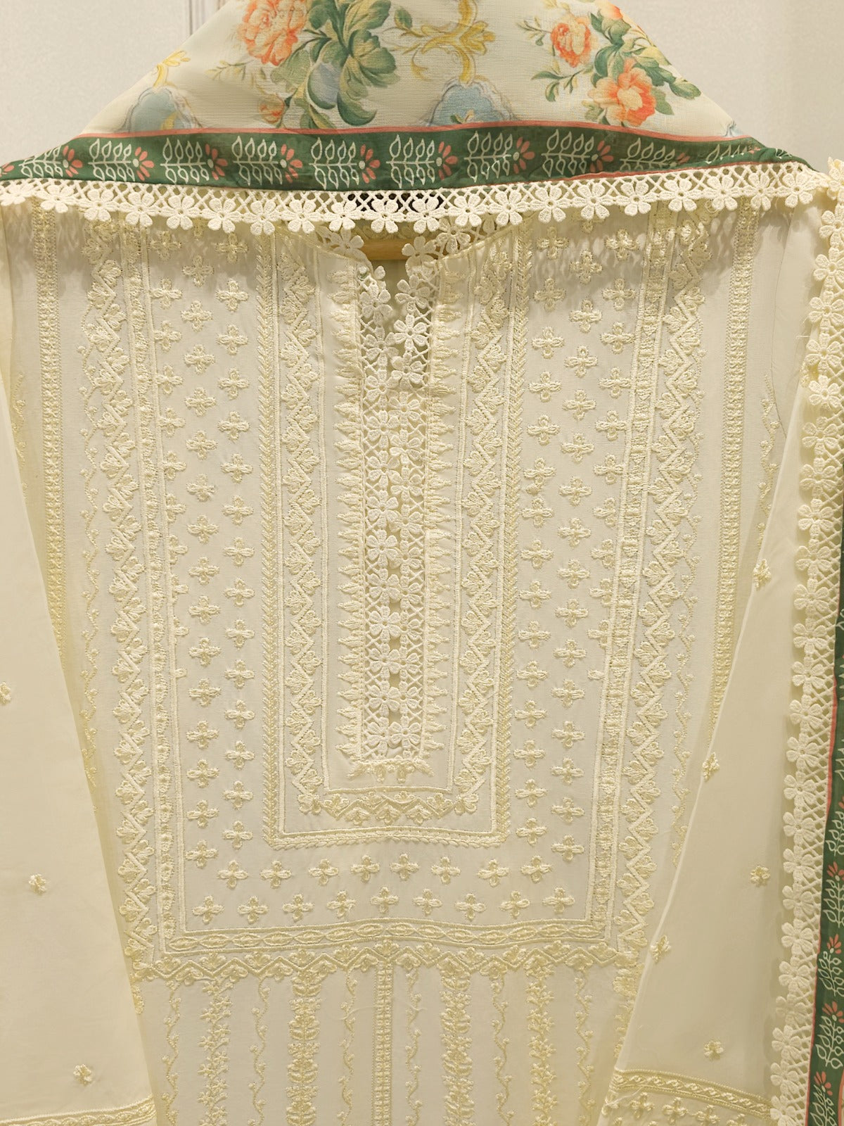 2 Piece - Embroidered Cotton Suit S113761