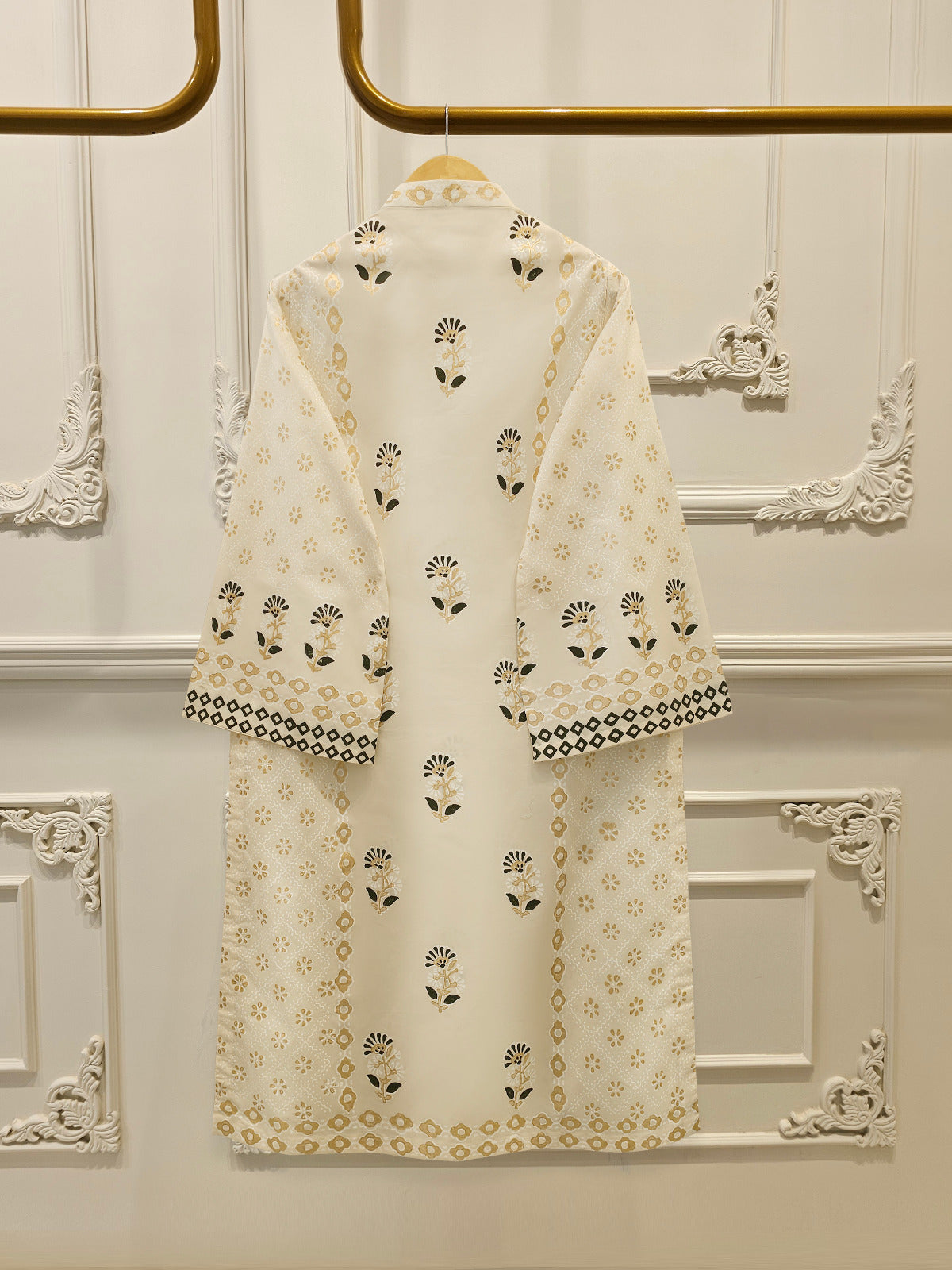 3 Piece - Hand Block Printed Kora Cotton Suit S113520