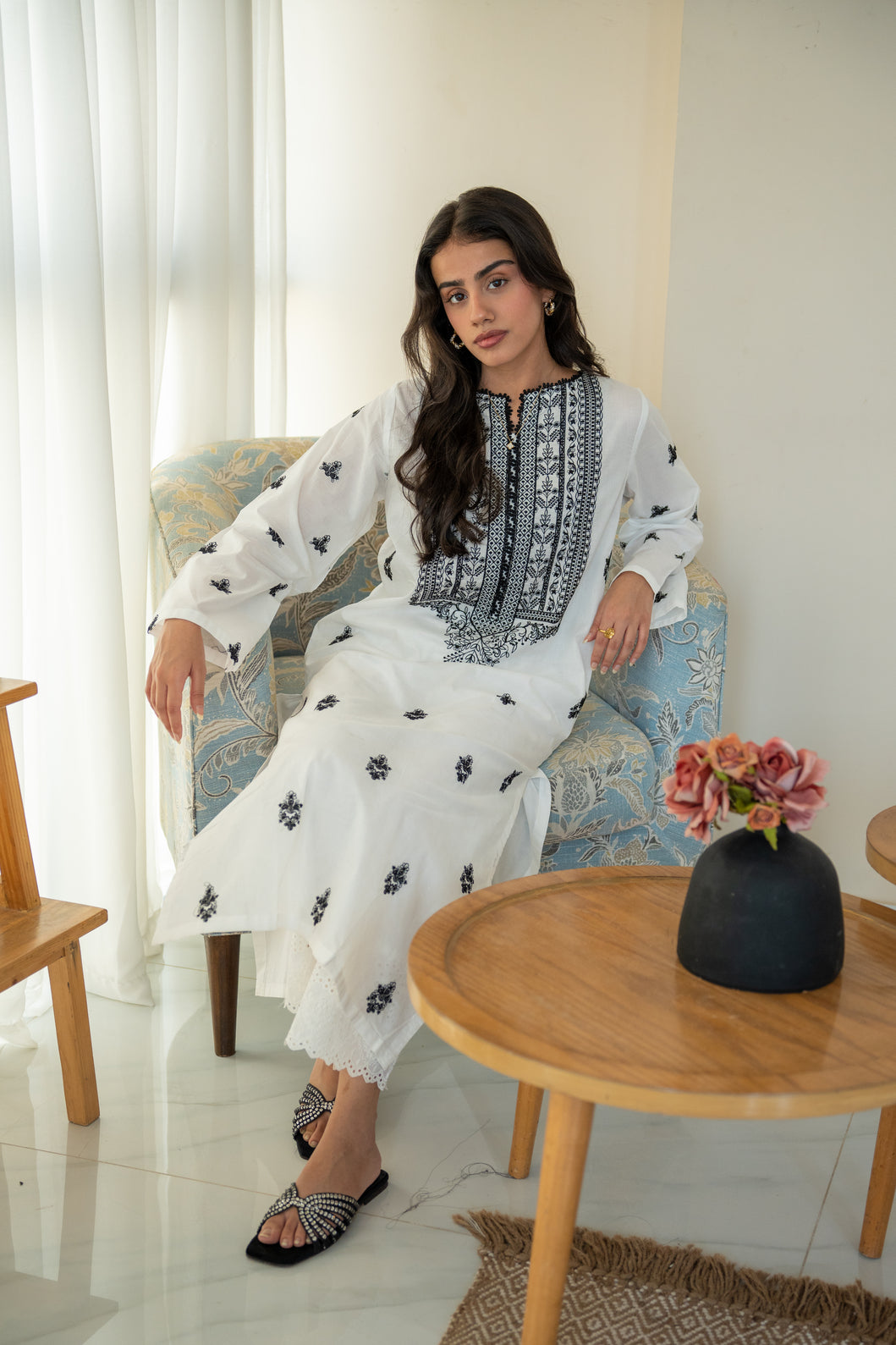 White Embroidered Kurta - Yarrow