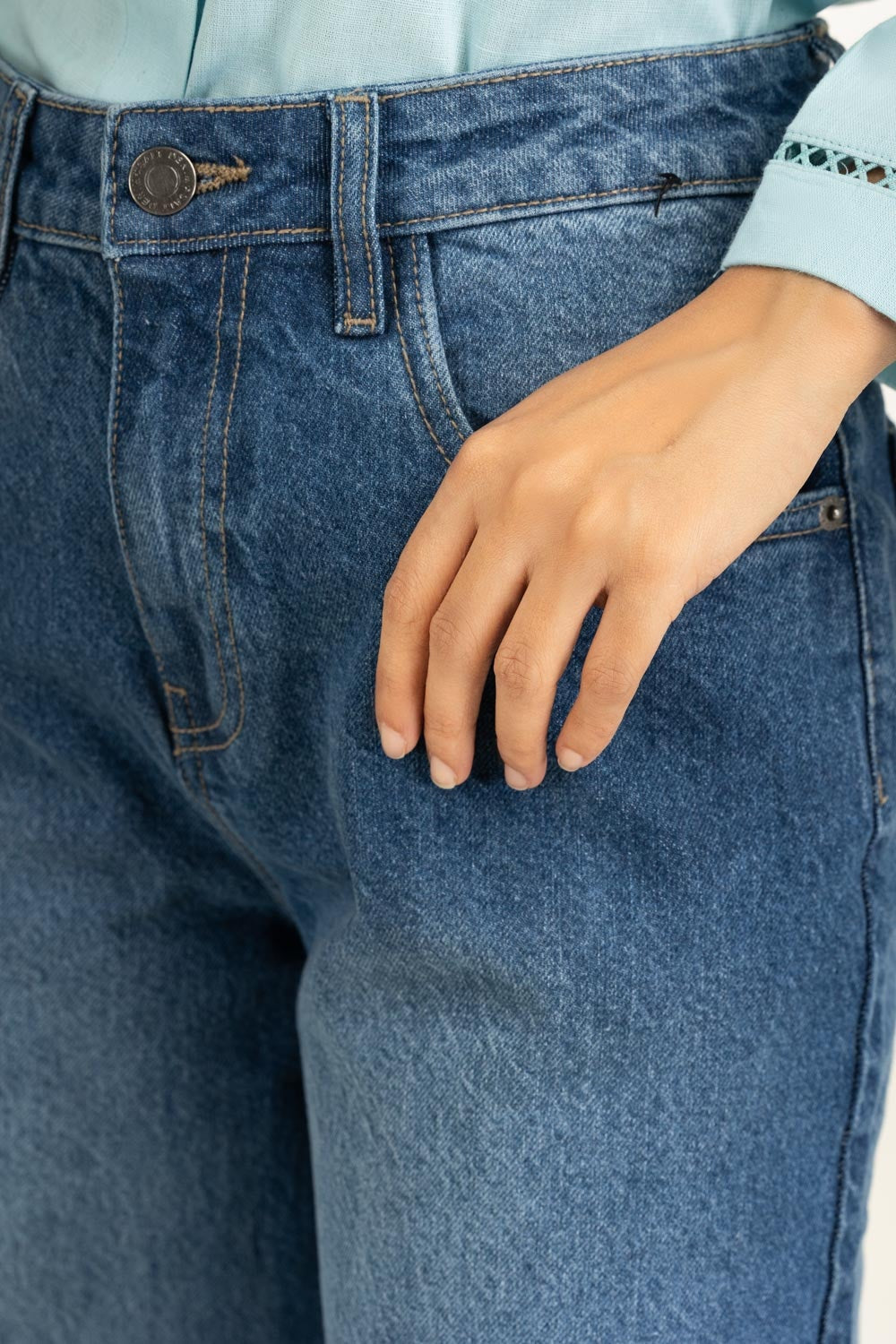 Barrel Fit Jeans