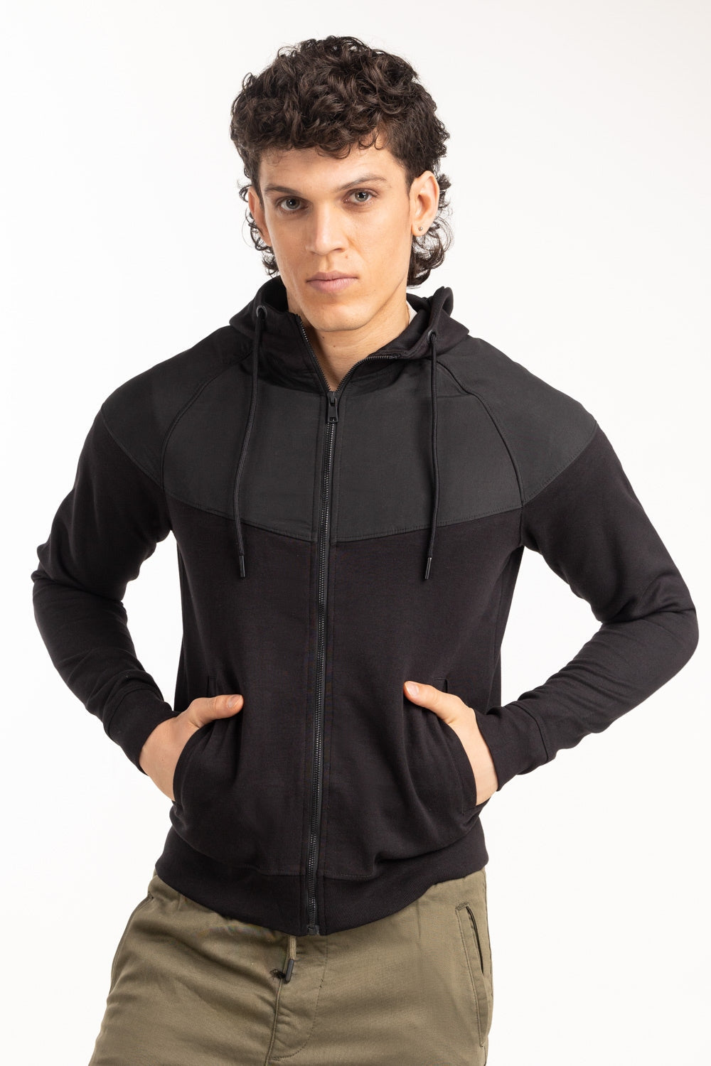 Regular Fit Knitted Zipper