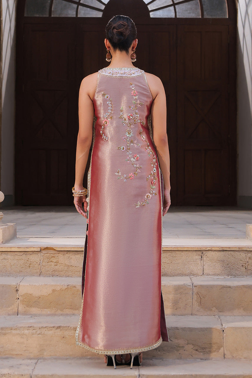 Sania Maskatiya – Nive Style