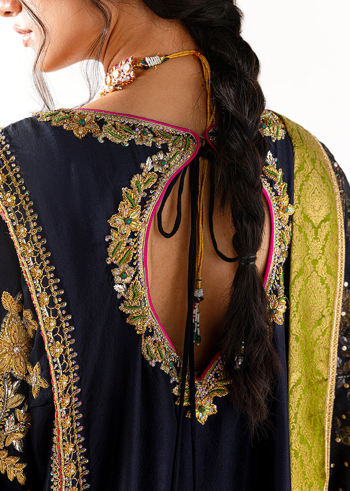 Sara Rohale Asghar – Bahar Ayin Style
